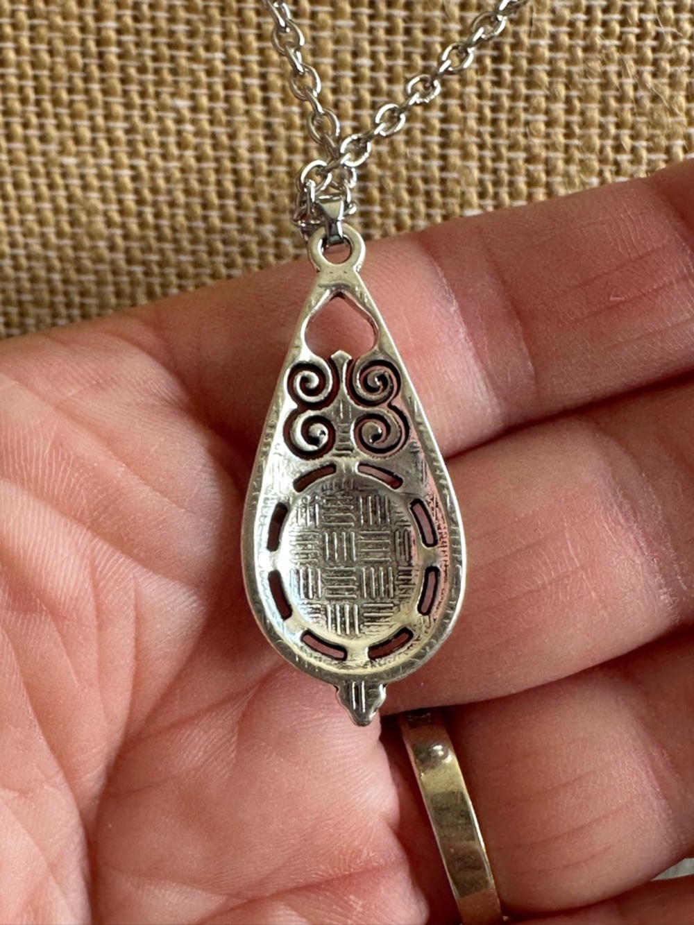 Native American Inspired Silver & Turquoise Engraved Pendant Adjustable Necklace - Picture 4 of 6